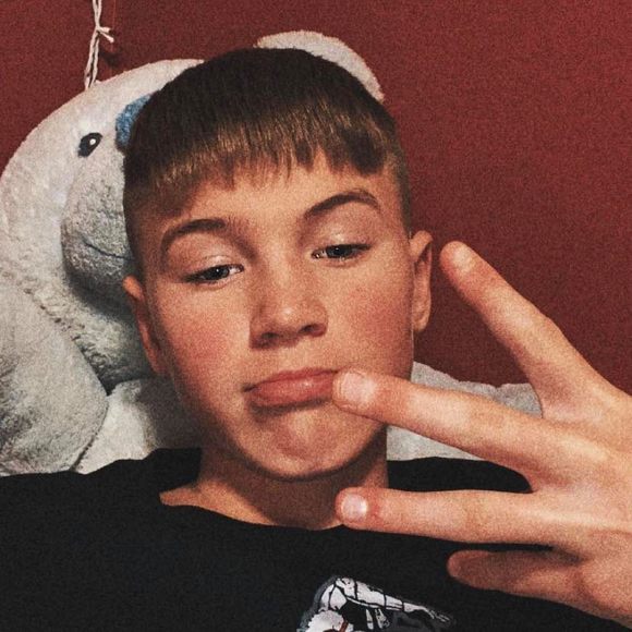 Profile Picture of Tyler Neely (@tytyneely06) on Poshmark