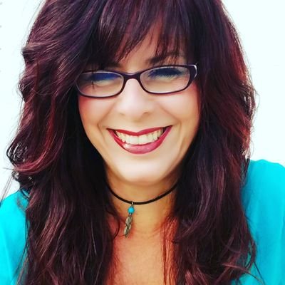 Profile Picture of Maria Alvarez (@mariawest65) on Twitter