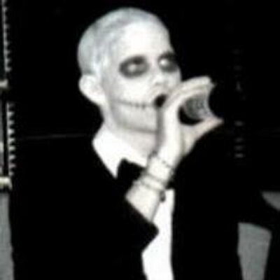 Profile Picture of Kyle Smith (@HalfaFingerShy) on Twitter