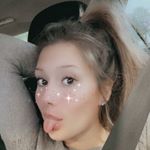 Profile Picture of Alyson Waller (@alyson_marilyn) on Instagram