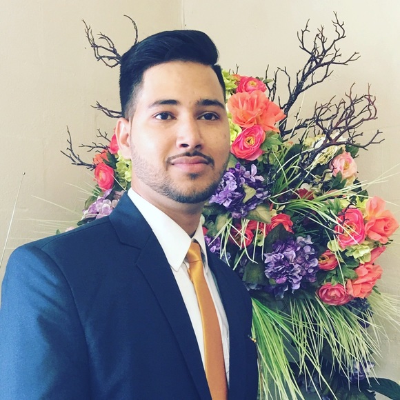 Profile Picture of Mohammed Ansari (@riz92) on Poshmark