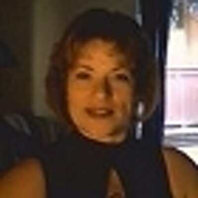 Profile Picture of Leslie Borden (@lesliebrdn) on Twitter