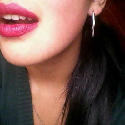 Profile Picture of ¿y A Mi Que? (@KarenPride1) on Twitter