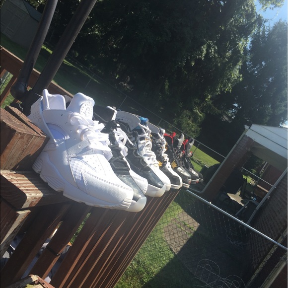 Profile Picture of Devin Hinerman (@devin_hinerman) on Poshmark