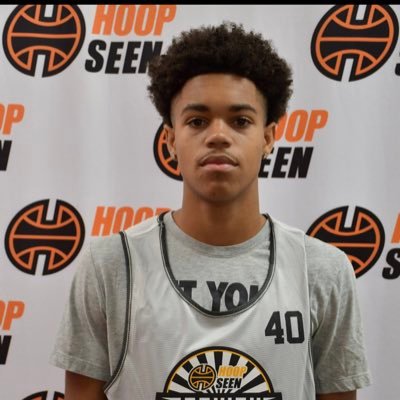 Profile Picture of Chris Newell 🏀 (@Chrisnewell1215) on Twitter