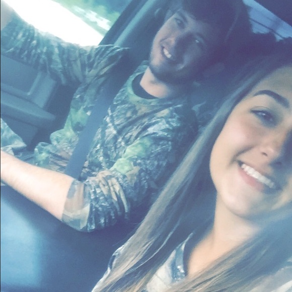 Profile Picture of Katelynn Miller (@kkmiller413) on Poshmark