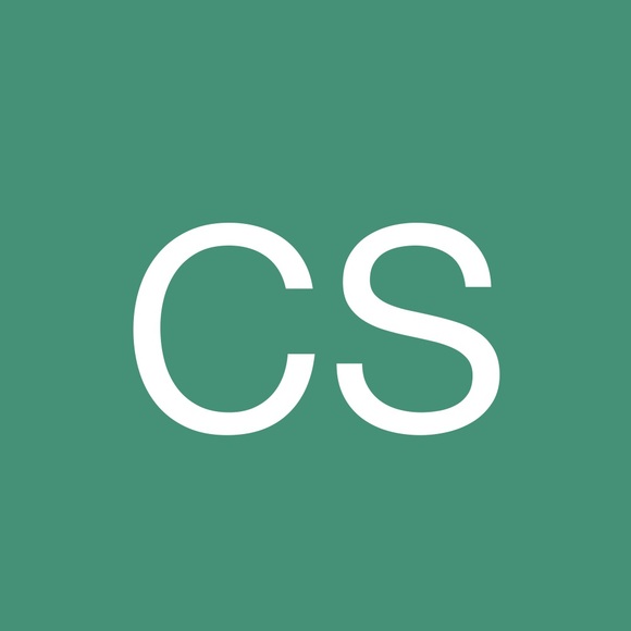 Profile Picture of Crystal Stahler (@crystalstahler) on Poshmark