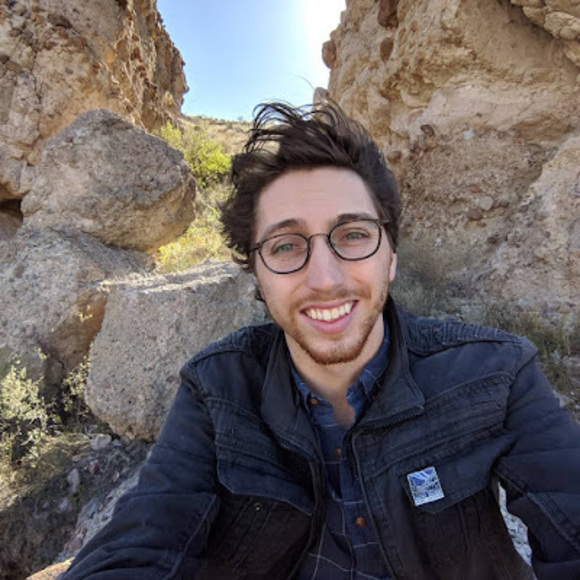 Profile Picture of Lucas Falzetti (@lafzet) on Poshmark