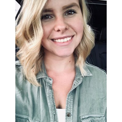 Profile Picture of Autumn Schwartz (@AutumnRuth19) on Twitter