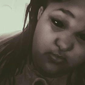 Profile Picture of Isabella Jones (@pejaomg) on Pinterest