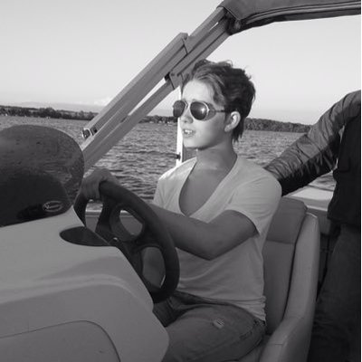 Profile Picture of Asher Randall (@cookooachoo) on Twitter