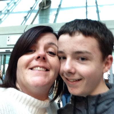 Profile Picture of Aaron McHugh (@aaronlee2001) on Twitter
