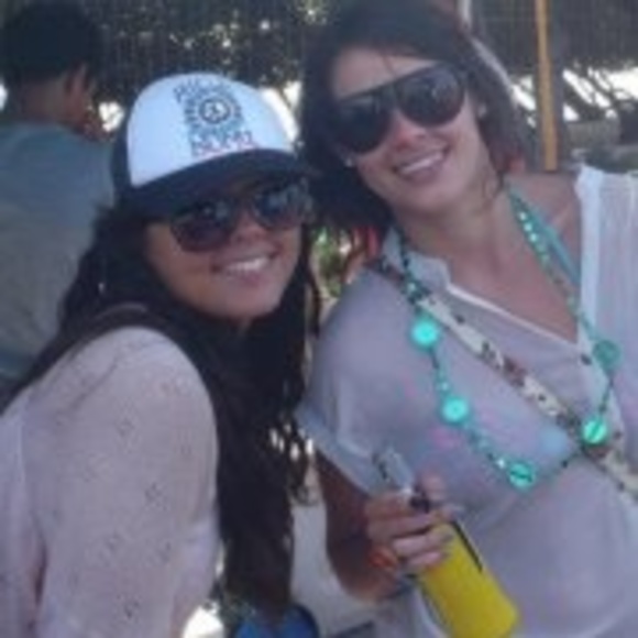 Profile Picture of Dayna Sanchez (@labon) on Poshmark