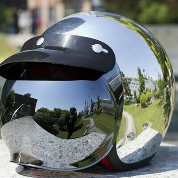 Profile Picture of Kevin Bartoy (@bartoy81) on Poshmark