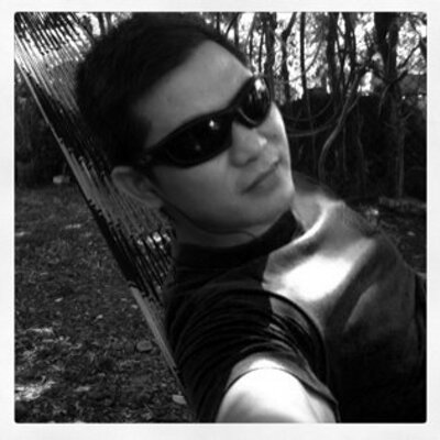 Profile Picture of Julius Constantino (@Bart90long) on Twitter