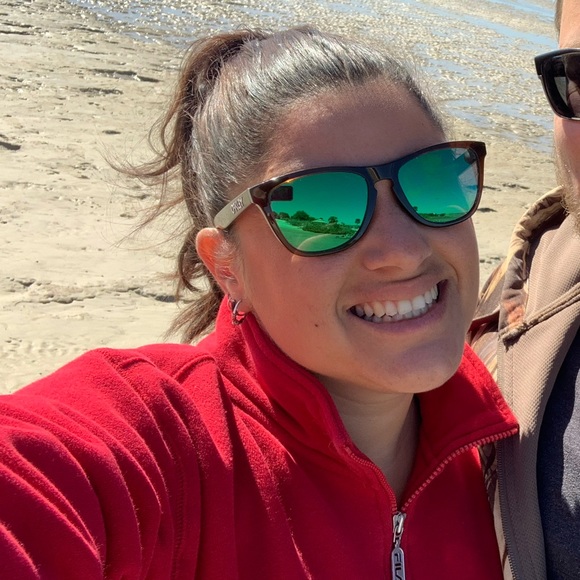 Profile Picture of Monica Ojeda (@monicaaojeda24) on Poshmark