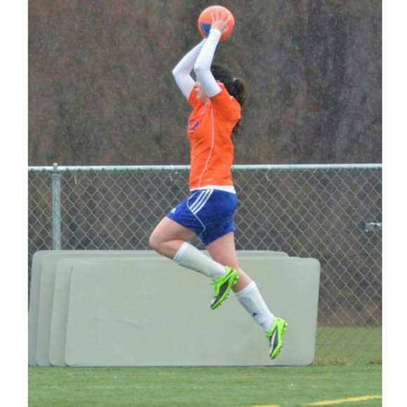 Profile Picture of Piper Klinger (@piper1935) on Poshmark