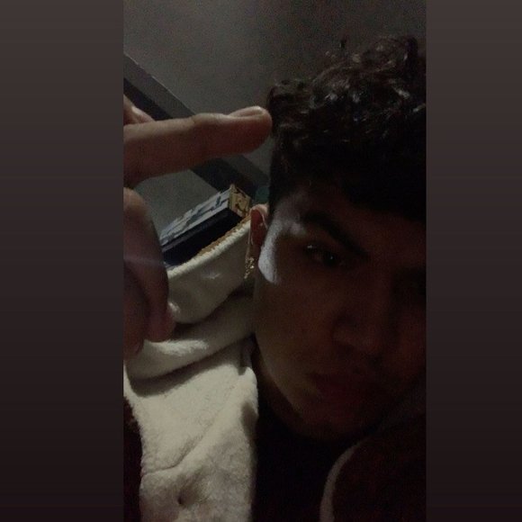 Profile Picture of Demetrio Guedea (@demetrio_4555) on Poshmark