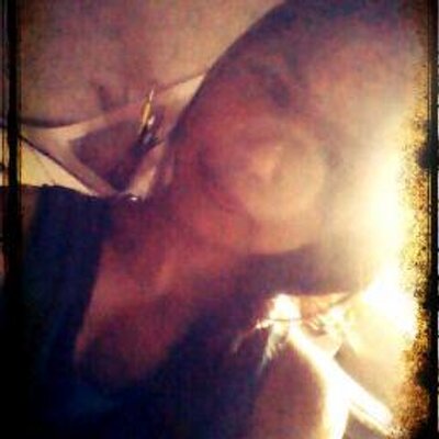 Profile Picture of Kim Almeida (@dreameclipse101) on Twitter