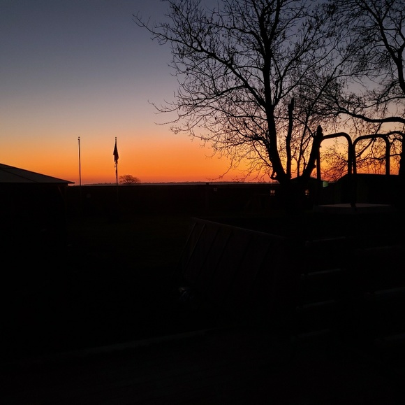 Profile Picture of Jamie Gibbons (@j_gibbs887) on Poshmark