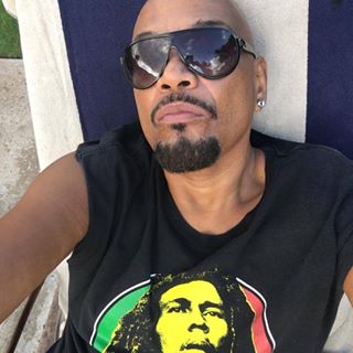 Profile Picture of Jim Coffee (@KeoniHairCreativeDirector) on Facebook