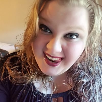 Profile Picture of Alexis Dial (@misslexii7312) on Twitter