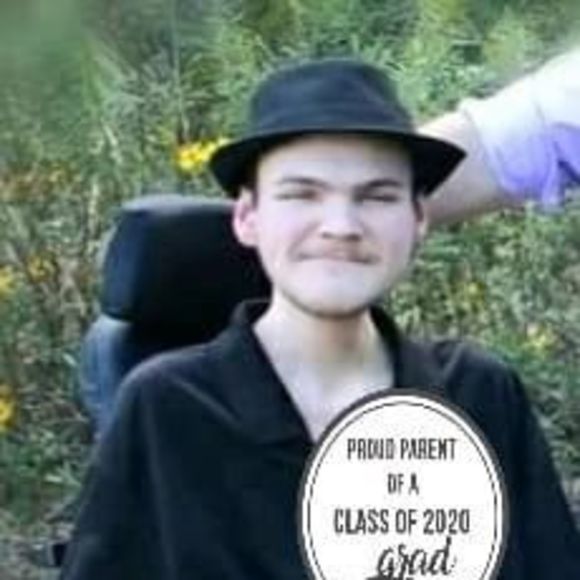 Profile Picture of Heather Brian (@roses4u4283) on Poshmark