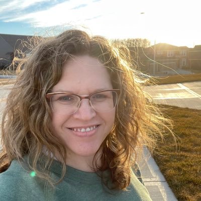 Monica Smith - Twitter Profile Picture of Monica Smith (@im2qut) on Twitter