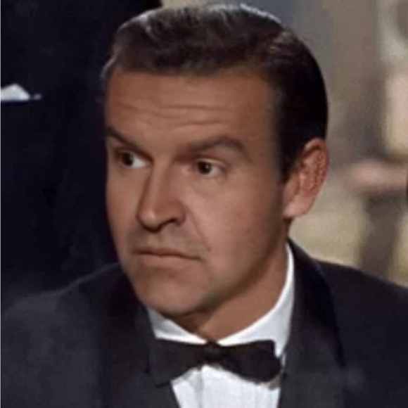 Profile Picture of Jeff Constans (@jeffconstans) on Poshmark