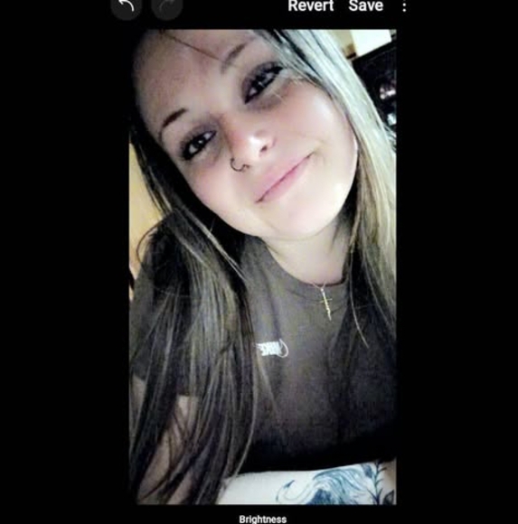 Profile Picture of Shayla Clay (@shaylaj2002) on Poshmark