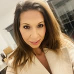 Profile Picture of Kate Longfield (@kate.longfield.3) on Facebook