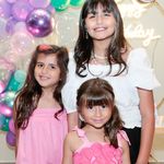 Profile Picture of Maria Julia e Ana Issa (@mariajuliaeanaissa) on Instagram