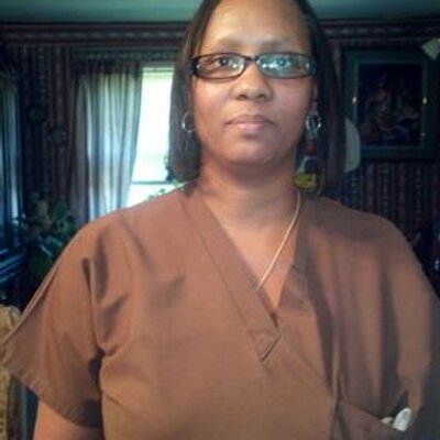 Profile Picture of Mrs. Val (@ValarieClay) on Twitter