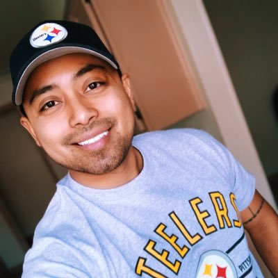 Profile Picture of Manny Flores (@fire_fighter1) on Twitter