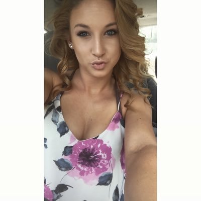 Profile Picture of Katie (@KatieBlevins1) on Twitter