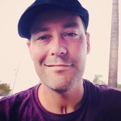Profile Picture of Robbie Philip Parks (@robbiepparks) on Twitter