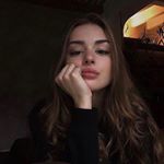Profile Picture of 𝕃𝕦𝕔𝕣𝕖𝕫𝕚𝕒 𝕃𝕒𝕞𝕓𝕖𝕣𝕥🌚✨ (@_iamlucre_) on Instagram