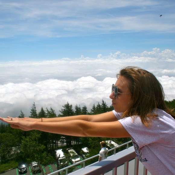 Taylor Bardecki - Poshmark Profile Picture of Taylor Bardecki (@tbardecki) on Poshmark