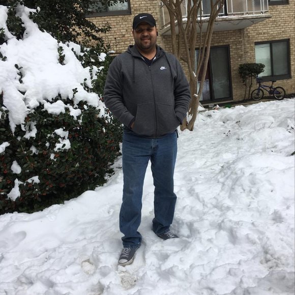 Profile Picture of Walter Campos (@wvcampos72) on Poshmark