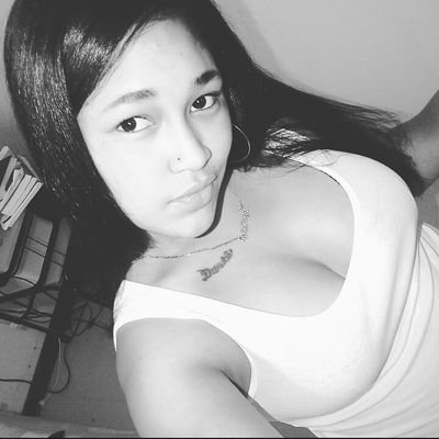 Profile Picture of Whitney Hendricks (@Whits_75581) on Twitter