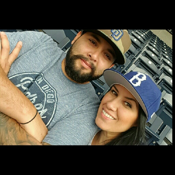 Profile Picture of Lisa Ontiveros (@lontiveros) on Poshmark