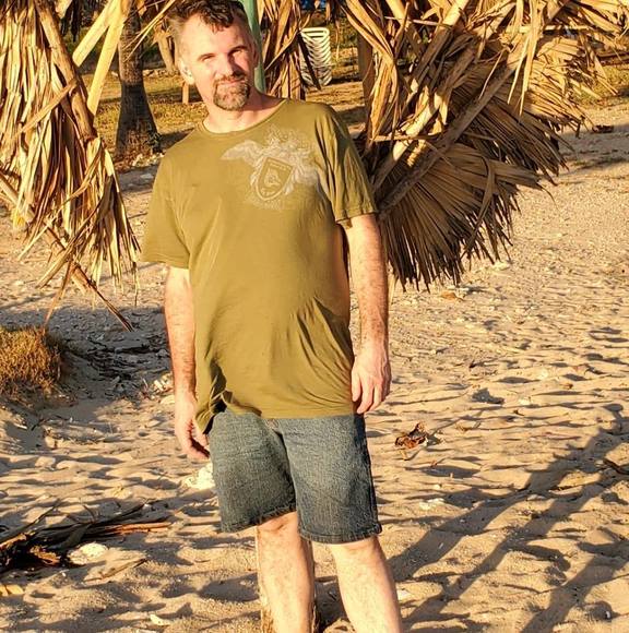 Profile Picture of Scott Cooper (@scottcooper912) on Poshmark