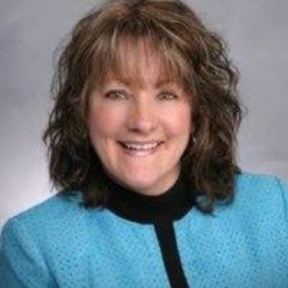 Profile Picture of Sheila Mariconda (@sheilamariconda) on Poshmark