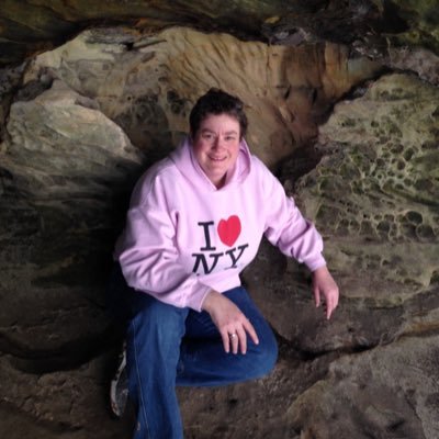 Profile Picture of Sarah Strohmeyer (@strohsa) on Twitter