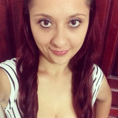 Profile Picture of Rosa Huezo (@rositahuezo) on Twitter