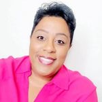 Profile Picture of JoElle Lee | Skin of Color Expert (@joellelee_estheticstraining) on Instagram