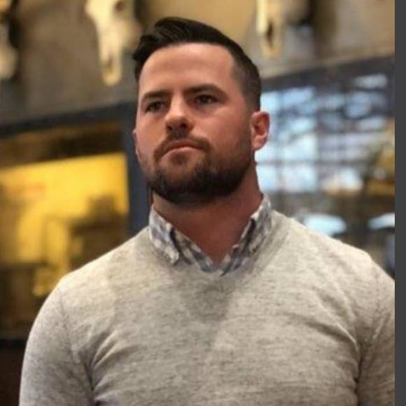 Profile Picture of Tommy Callahan (@tfrancallahan) on Poshmark