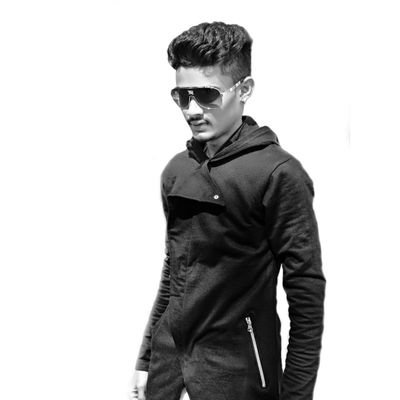 Profile Picture of Prateek Paygude (@PaygudePrateek) on Twitter