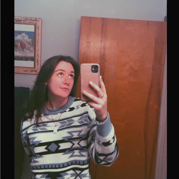 Profile Picture of Hannah Seibel (@hannah_seibel) on Poshmark