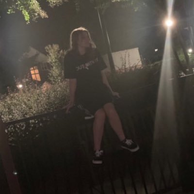 Profile Picture of Ella Dobson (@EllaDobson9) on Twitter